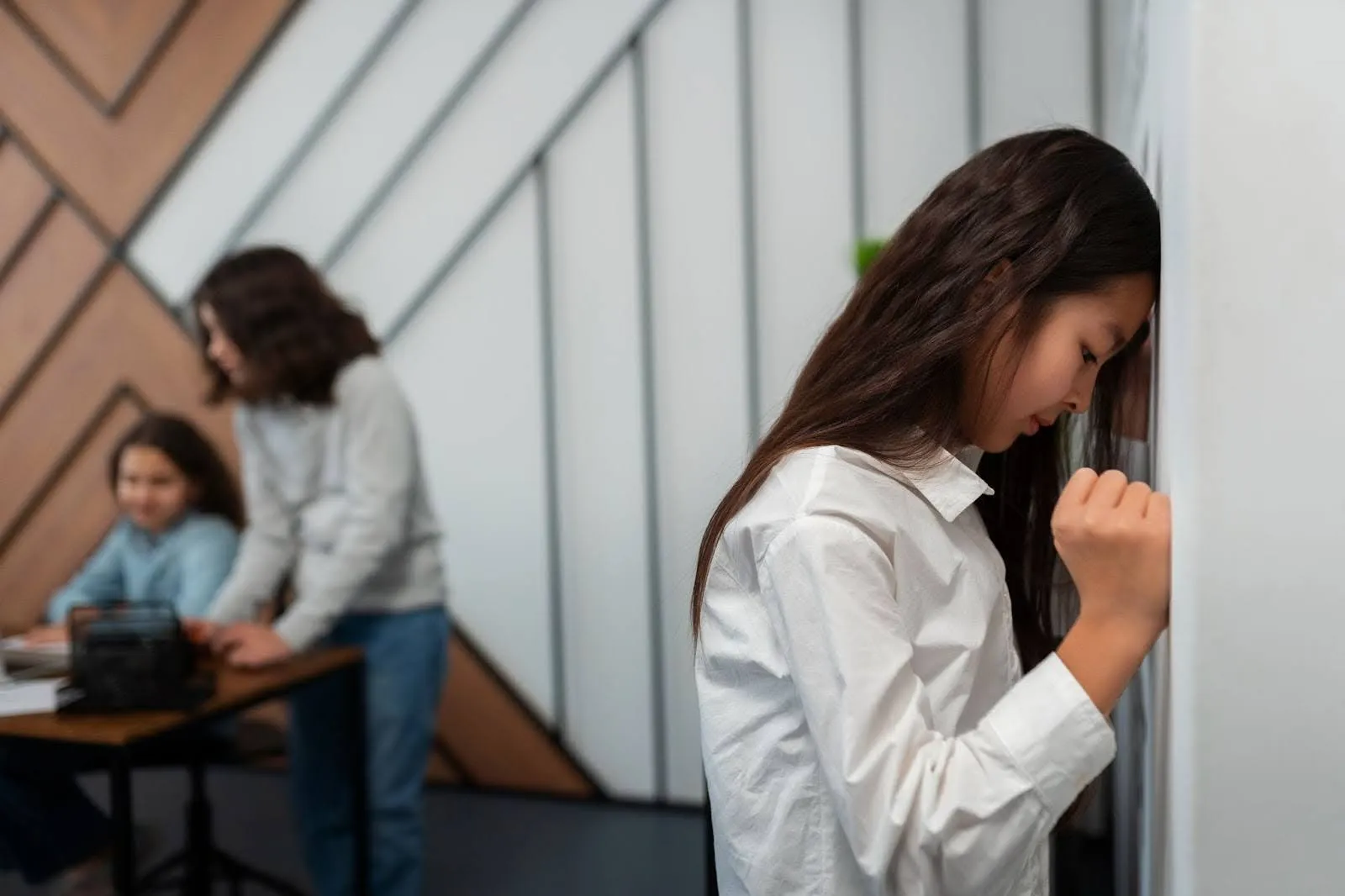 Lateral Violence vs Bullying in Singapore Know the Difference