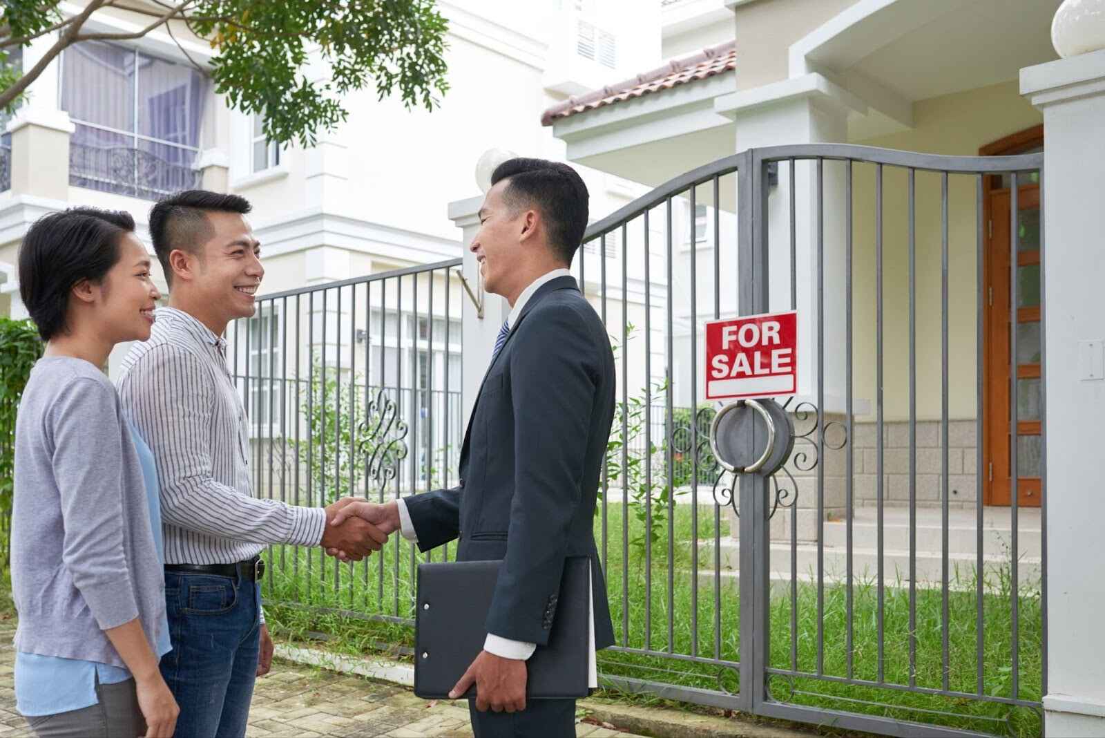 Navigating Landlord-Tenant Disputes in Singapore