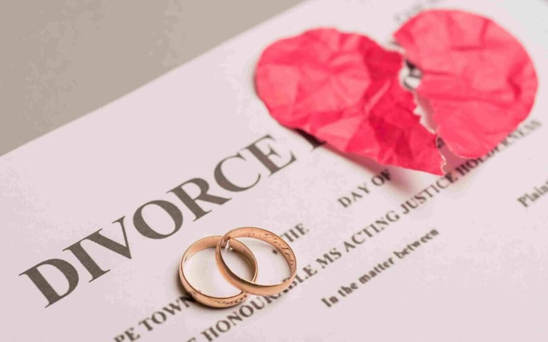 How To Prepare For Divorce: 11-Point Checklist To Follow